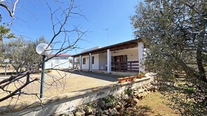 Villa | 3 bedrooms - Villa Ulivo Sleeps 7 Garden Close to the sea (Alliste)