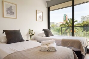 2 bedrooms, iron/ironing board, WiFi, bed sheets