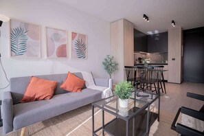 TV, offices - Your Santiago Home Cozy 1BR near Everything (Las Condes)
