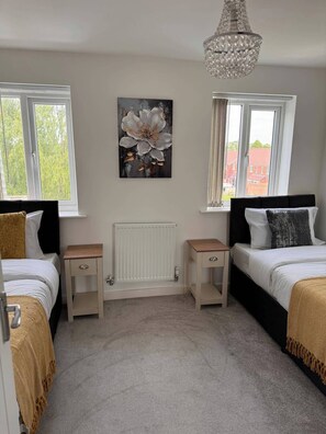 House - Coventry Chic City House - 3 Beds (Coventry)