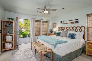 3 bedrooms, iron/ironing board, travel crib, free WiFi