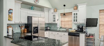 3BD-BoatRampClose-Internet-Charming-PetsAsk