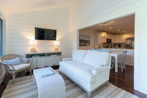 Smart TV - 6995 Muirfield: Pet Friendly 4 Bedroom Sea Pines Villa (Hilton Head)