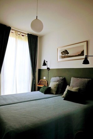 2 chambres, fer et planche à repasser, Wi-Fi gratuit, draps fournis