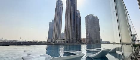 5 outdoor pools