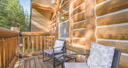 KABINO: NEW! Hot Tub Sauna 45 min to Yellowstone