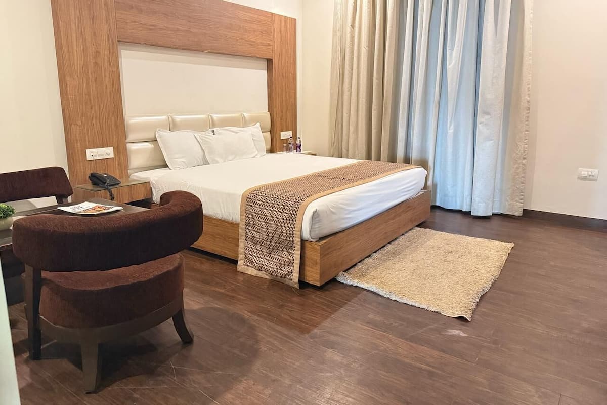 Deluxe Family Room | 1 quarto, escrivaninha, espaço de trabalho para notebook