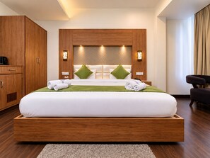 Room - The Altruist Katra Hotel (Katra)