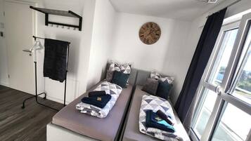 1 bedroom, WiFi, bed sheets