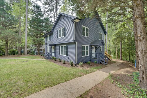 7 Mi to Dtwn Raleigh: Bbq-ready Townhome!