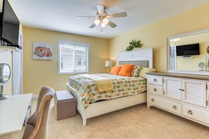 Apartment (2 Bedrooms) | Interior - Steps to Beach: NMB Condo w/ Balcony & Pool Access (North Myrtle Beach)