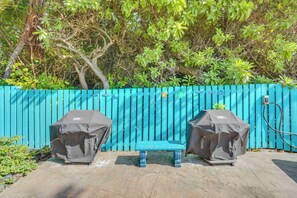 Apartment (2 Bedrooms) | Interior - 1 Mi to Magic Sands: Waterfront Big Island Condo (Kailua-Kona)