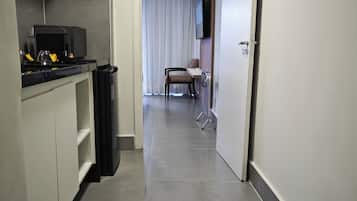 Apartment | Free WiFi, bed sheets