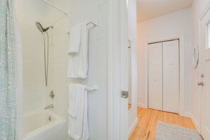 House (1 Bedroom) | Interior - Near Portland trails: Walkable Apartment w/ Deck (Portland)