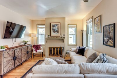 Walk to Hot Springs: Updated Retreat in Dtwn Ouray