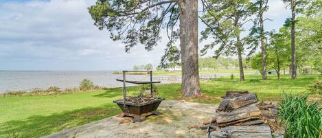 House (3 Bedrooms) | Depan hartanah