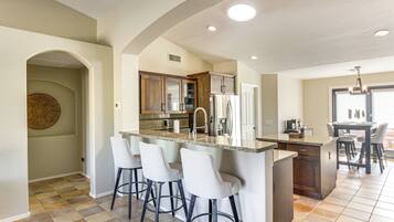 Casa (2 Bedrooms) | Interior