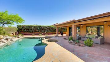 Casa (2 Bedrooms) | Interior