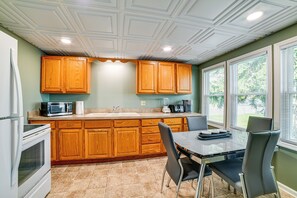 Apartment (2 Bedrooms) | Bahagian dalam