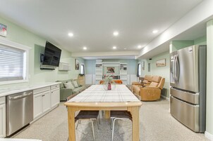 Apartment (0 Bedroom) | Interior