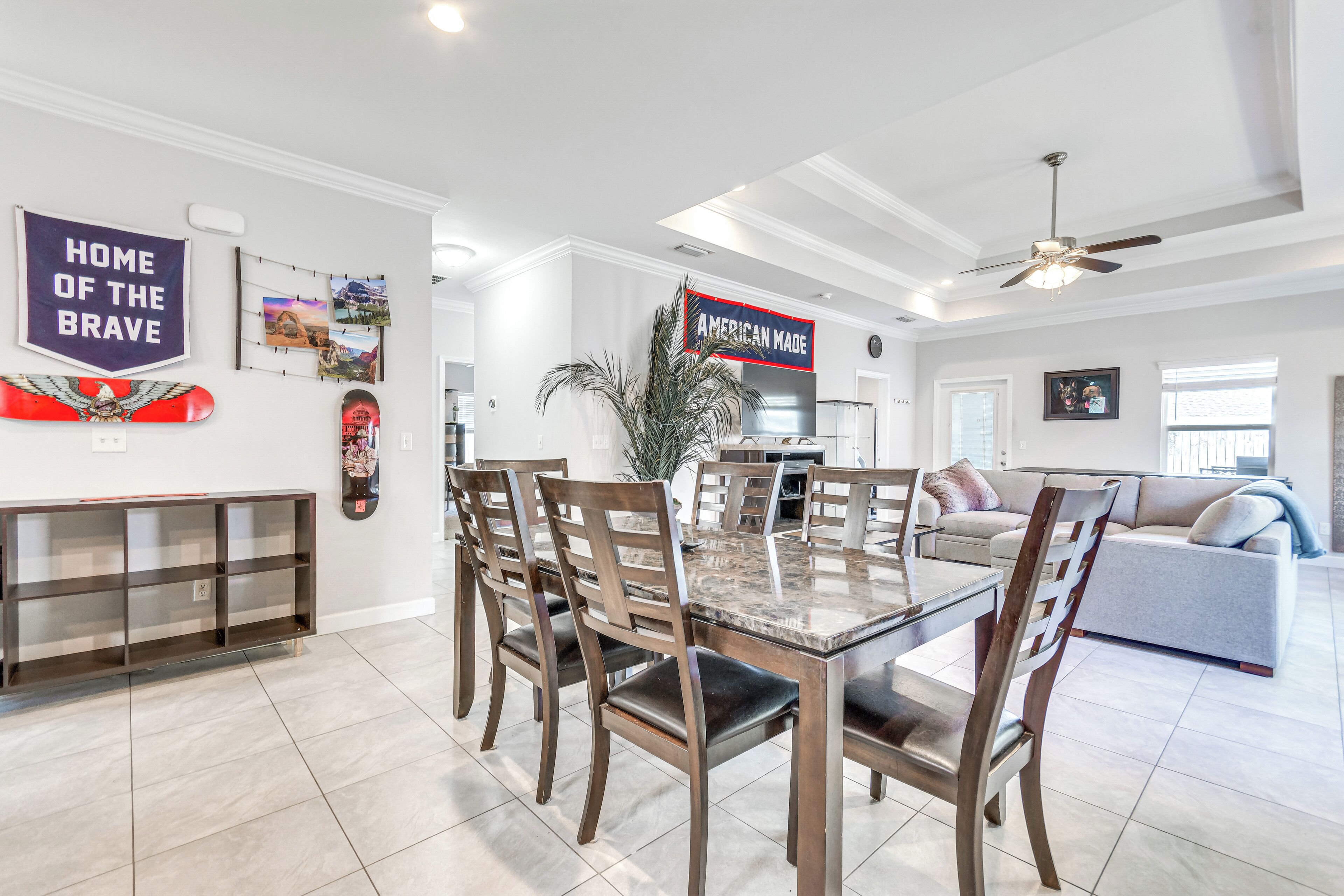 House (3 Bedrooms) | Interior