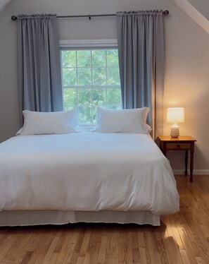 5 habitaciones, escritorio, tabla de planchar con plancha y wifi gratis 