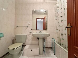 ヘアドライヤー、タオル