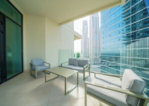 Apartamento, sacada, vista para a cidade | Sacada