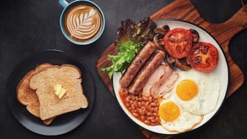 Desayuno bufé gratuito y diario