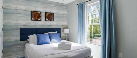 3 chambres, fer et planche à repasser, Wi-Fi, draps fournis