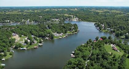 Lovely 3br Apartment for 7 - Near Ark Encounter!