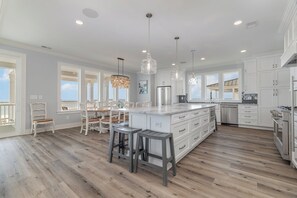 Fridge, microwave, oven, stovetop - Freedom  Point: A New Chapter in Oceanfront Luxury (Garden City Beach)