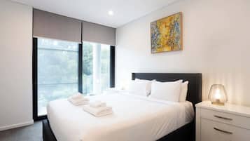 2 bedrooms, iron/ironing board, Internet, bed sheets