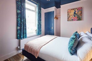 3 Schlafzimmer, Bügeleisen/Bügelbrett, Reisekinderbett, WLAN
