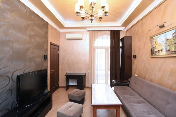 Living area - Apartment on Vardananc street (Yerevan)
