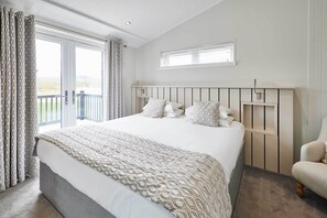3 Schlafzimmer, Reisekinderbett, WLAN, Bettwäsche