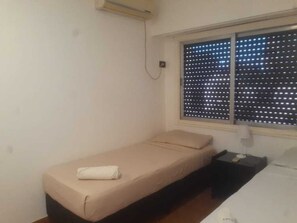 2 bedrooms, bed sheets