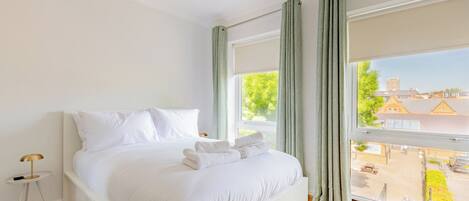 2 chambres, bureau, fer et planche à repasser, Wi-Fi