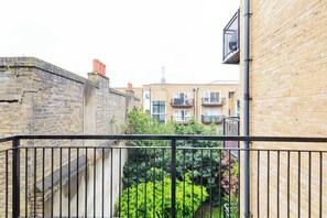 Property grounds - Chic 2BD Hideaway in the Heart of Shoreditch (Greater London)