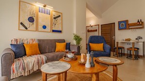 Unclassified image, 3 of 22, button - Spacious 2BR Apt w Balcony Near Candolim Beach (Candolim)