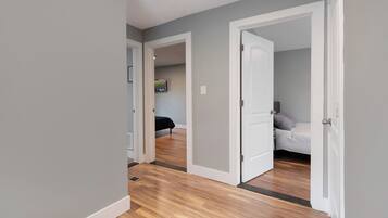 3 bedrooms, WiFi, bed sheets