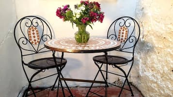 Habitación doble, 1 habitación, baño privado (The Teacup) | Terraza o patio