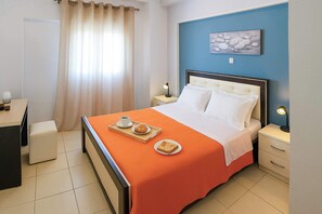 2 Schlafzimmer, Schreibtisch, Bügeleisen/Bügelbrett, WLAN