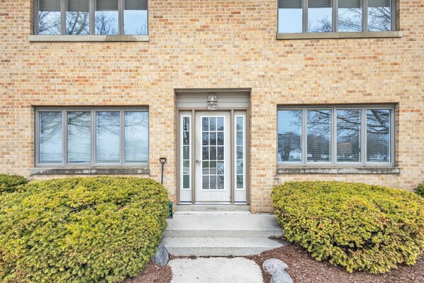 Condo, 2 Bedrooms | Exterior detail - Harbor Hideaway - Walk To Beach, Dining & Downtown 2 Bedroom Condo (Sheboygan)