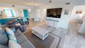 Appartamento, 2 camere da letto | Area soggiorno | Smart TV