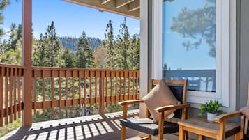 Kondominium, 2 kamar tidur | Halaman properti