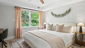 4 chambres, bureau, lit parapluie, Wi-Fi gratuit