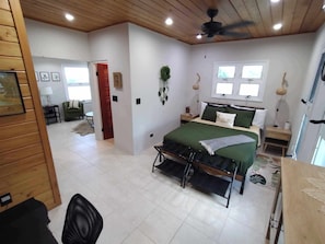 1 chambre, bureau, Wi-Fi gratuit, draps fournis