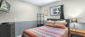 Bass Point Bliss - Resort Rental on Lake of the Ozarks Shoreline