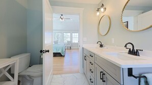 A modern bathroom with a double sink, vanity, and a large mirror. - Life of Reilly - Private & Serene Rockport Escape (Rockport)